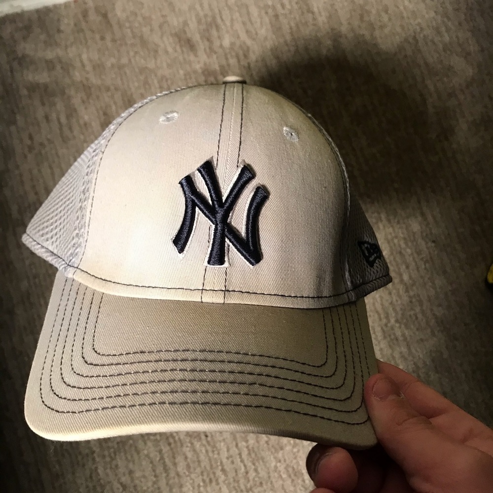 Grey Yankees Cap⚾️